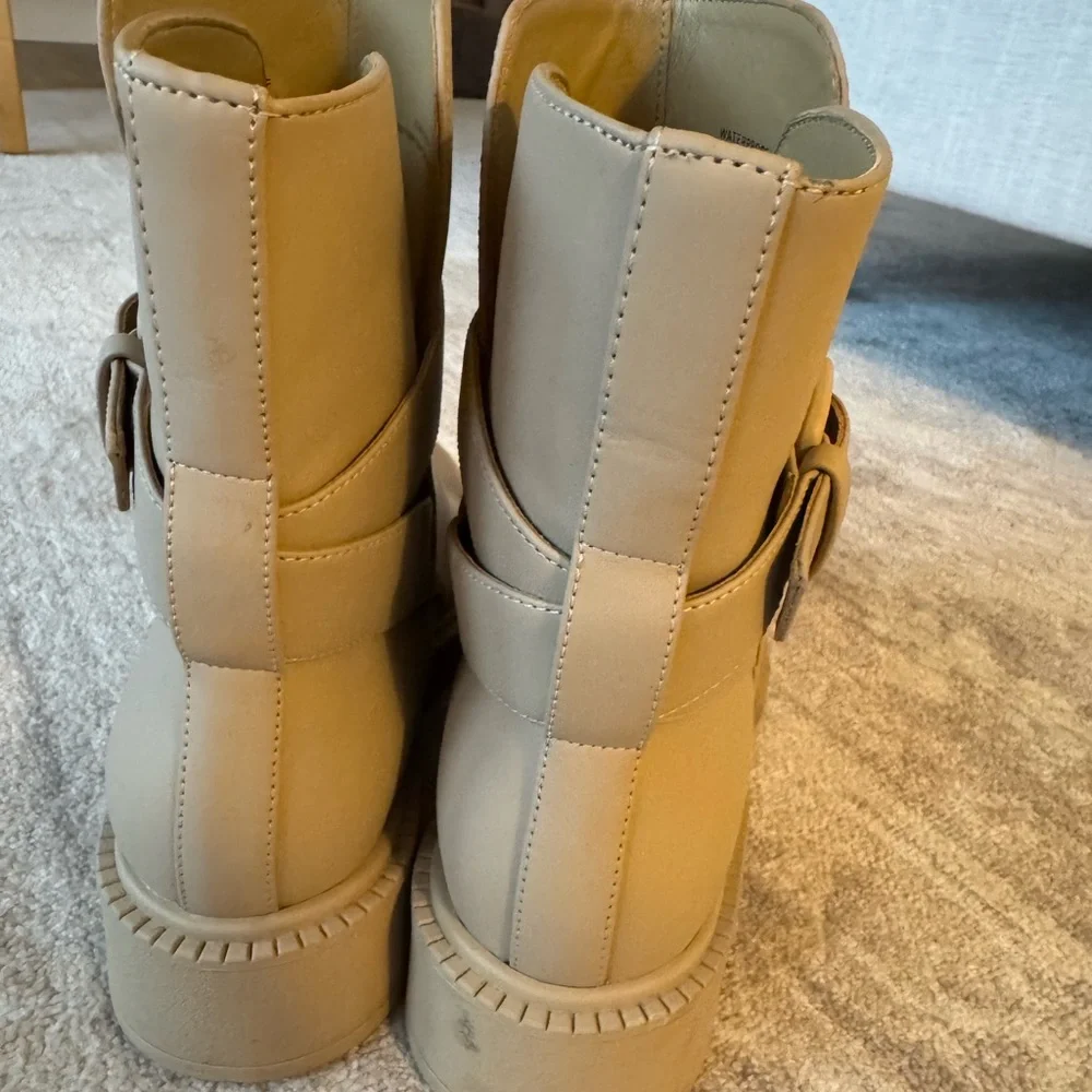 Vince Beige Ankle Boots Waterproof - Picture 3 of 4